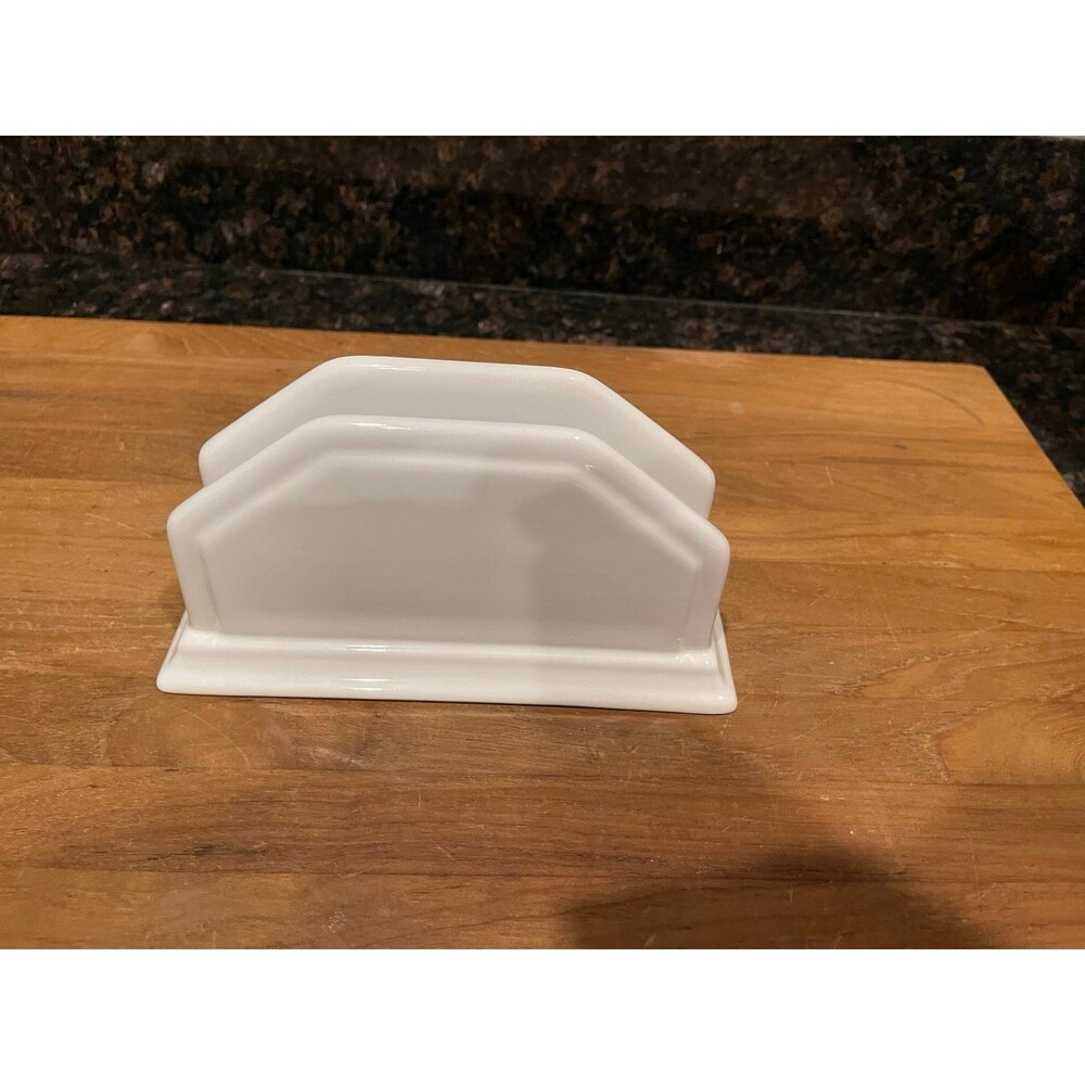 Pfaltzgraff Heritage napkin holder pattern.